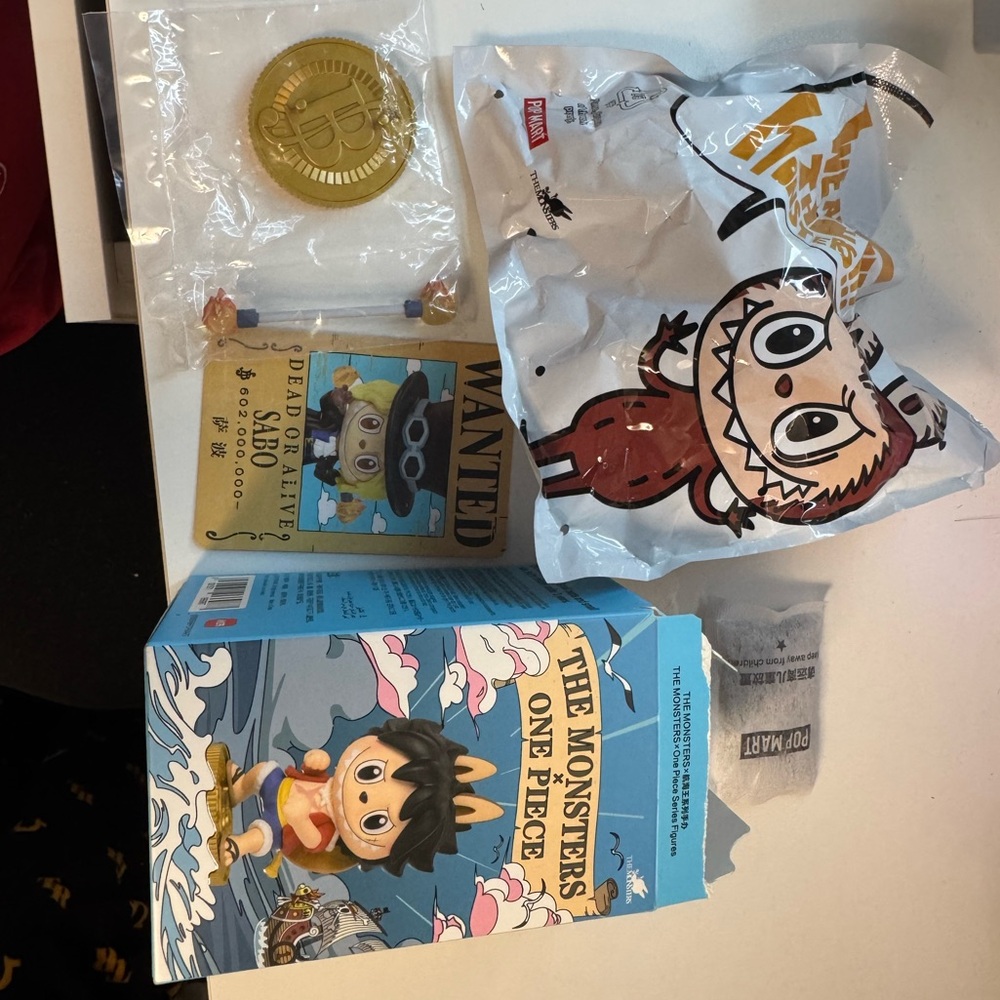One Piece LABUUB Set with Sabo Figure